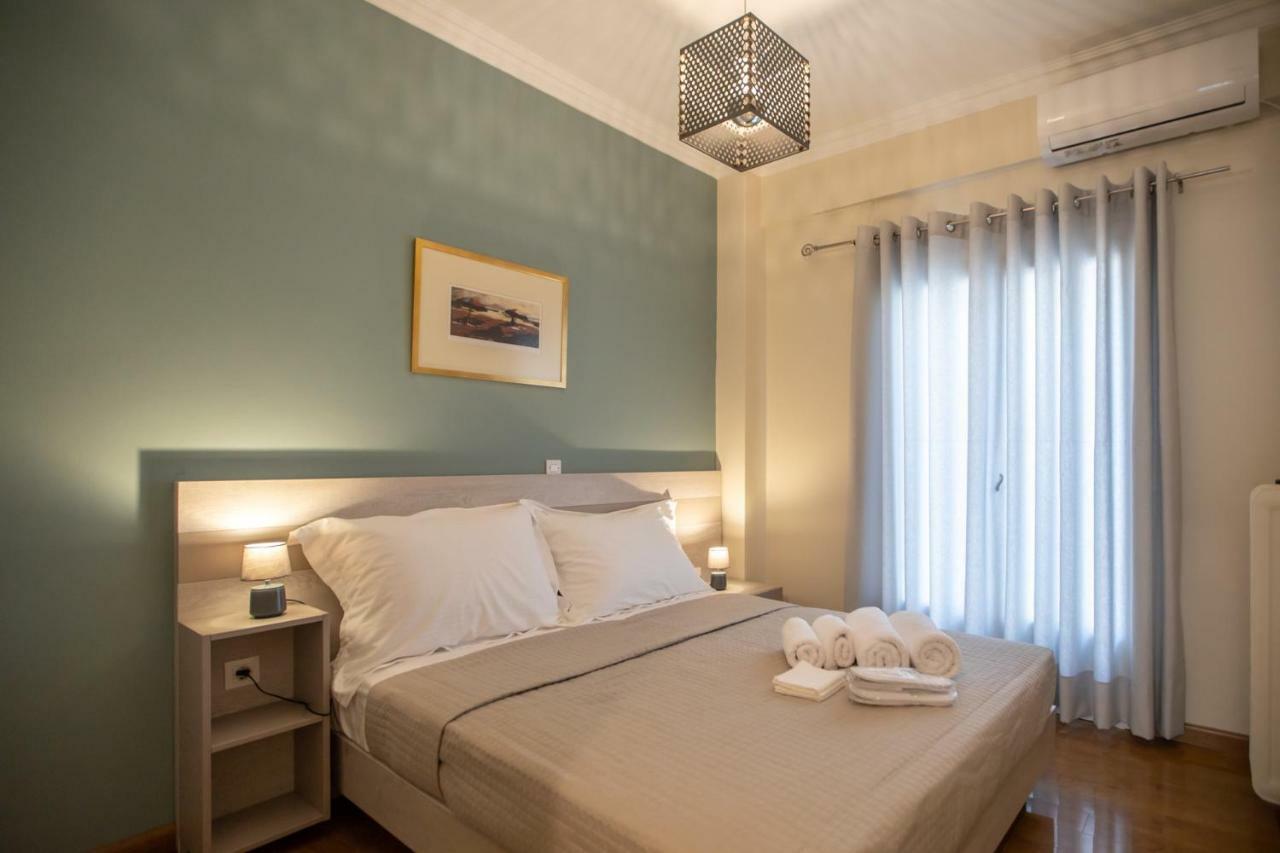Paradise Apartment In Piraeus Centre Eksteriør bilde
